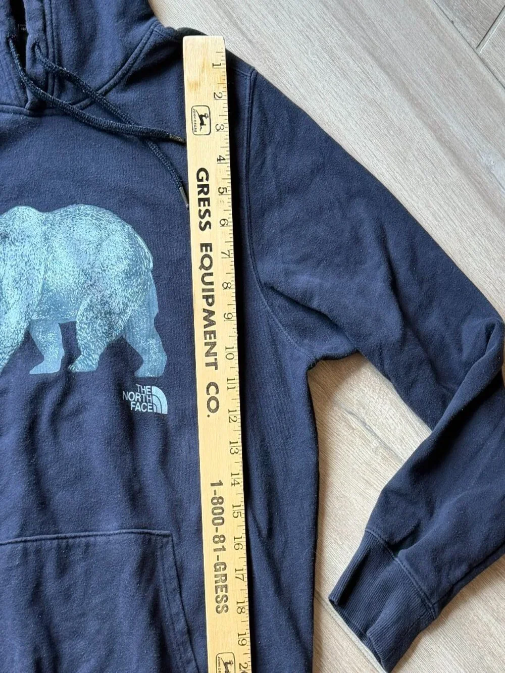 The North Face Black Grizzly Bear Graphic Hoodie - Men’s Size L